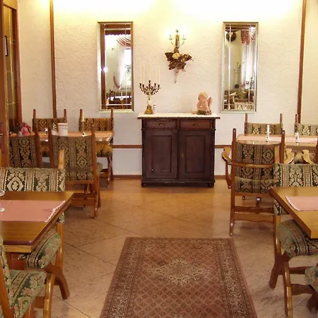 Zum Rothenberg Gasthuis