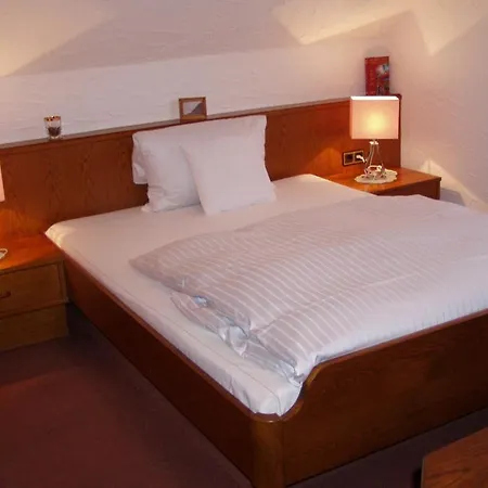 Zum Rothenberg Gasthuis